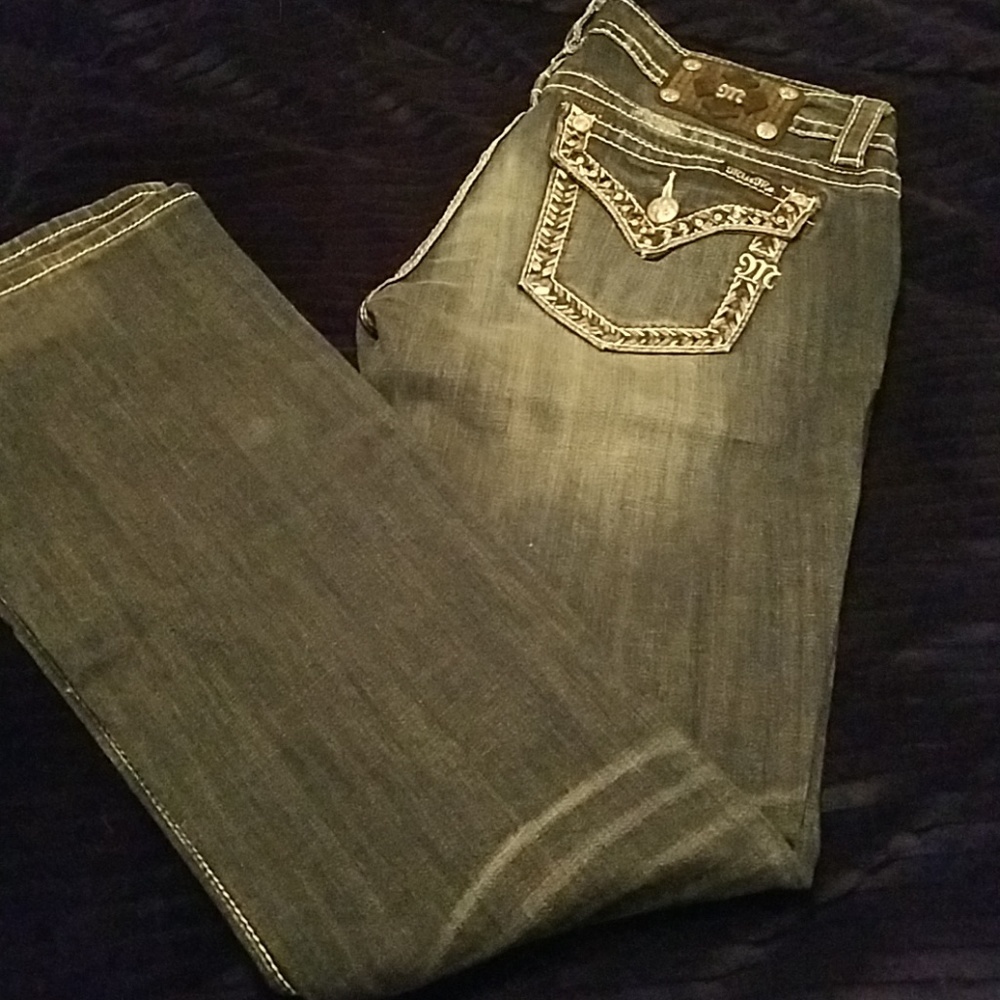 NWOT Miss Me 30" Boot cut Embellished Jeans